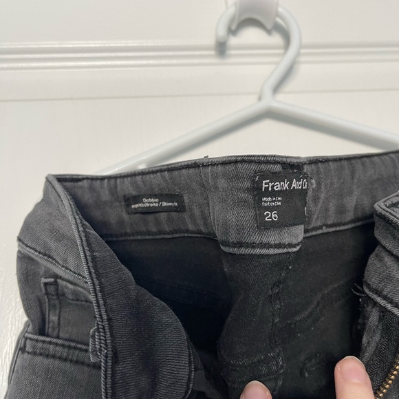 Skinny leg grey wash stretch denim - Picture 3 of 4